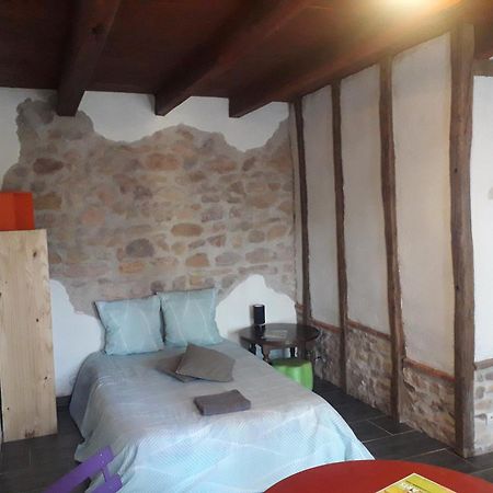 Chambre Double Vallon-en-Sully Exterior foto